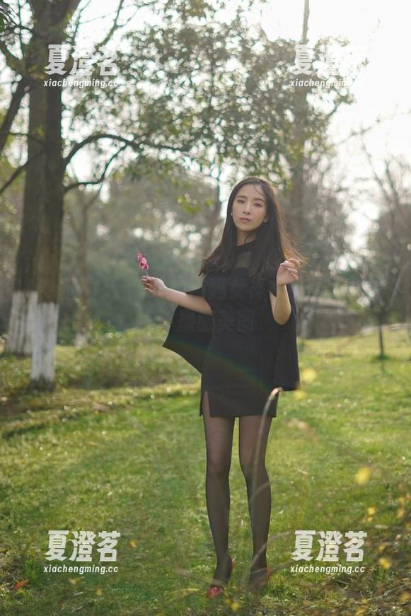 微密圈 - 别眨眼！辣妈女神在线展示她的体操服美图