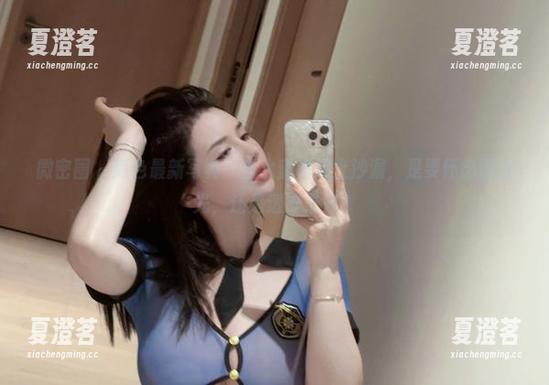 微密圈 - 阿色最新写真：当水蜜桃遇上沙漏，是要怀念旧时光，还是透支未来？