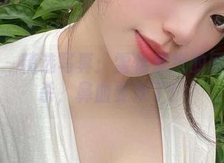 微密圈 – 精选写真：雪怡妹纸的网袜穿搭杀，鼻血要来了！
