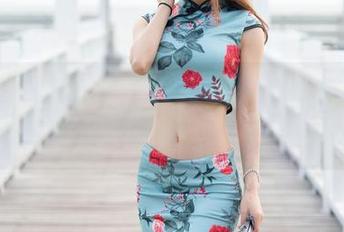 魅妍社 – 私拍图包：绯月樱_Cherry的婚纱里隐藏了你想知道的…噢，哈哈！