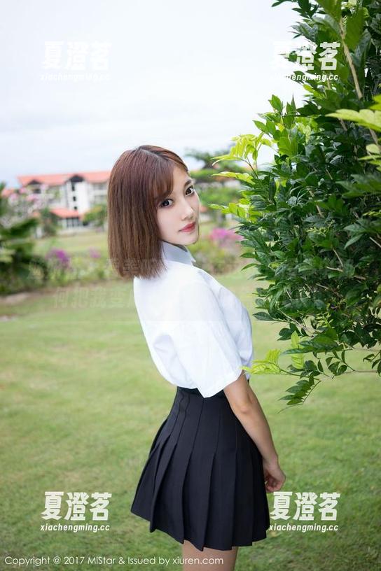 魅妍社-美昕Yumi 魅妍社 - 看美昕Yumi在这粉色图集中如何把我变成一个迟到的焦虑代表!