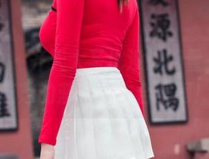 魔镜街拍 – 齐天大圣也没这胆量，这可是芝芝的蓝色泳衣合集啊！